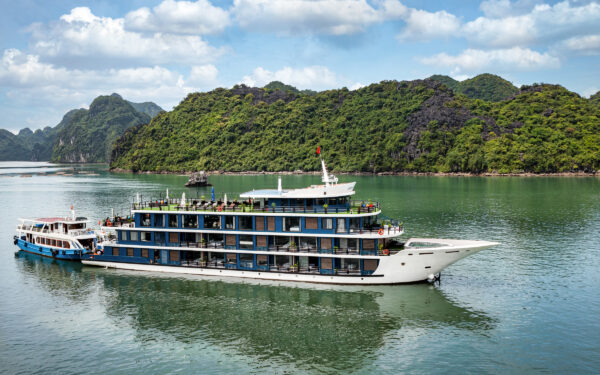 Doris Cruise 25 cabins 5* Lan Ha (2 Days 1 Night)